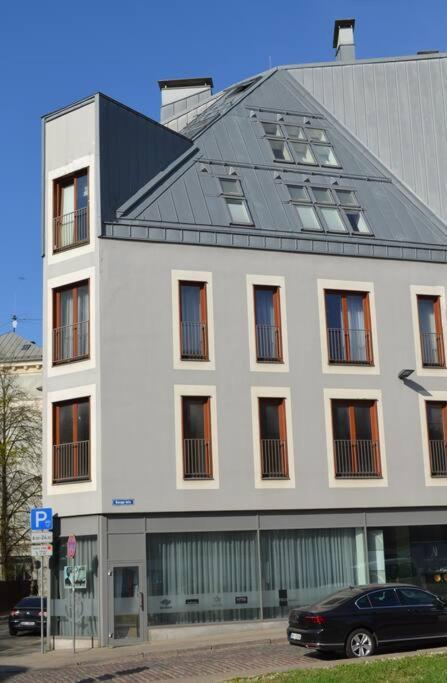 Luxury Apartment With A Balcony And View In Riga Old Town المظهر الخارجي الصورة