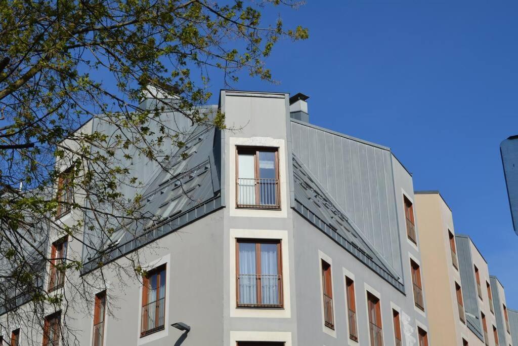 Luxury Apartment With A Balcony And View In Riga Old Town المظهر الخارجي الصورة